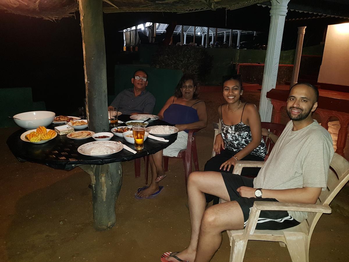 Happy Beach Cabana Hambantota Kültér fotó